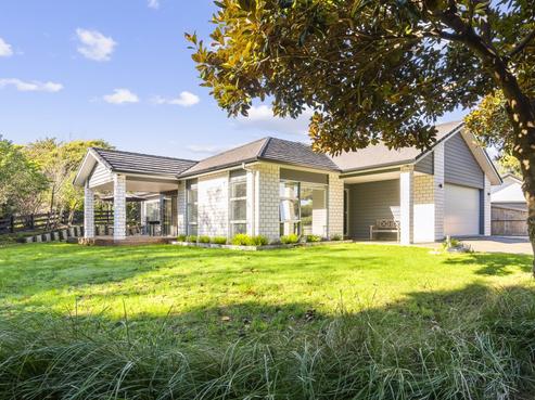 2 Stoneleigh Grove, Paraparaumu