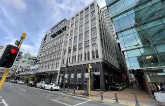 Character Victoria St Office Space - 300m²