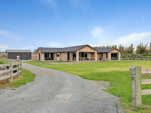 92 South Road, Waipu