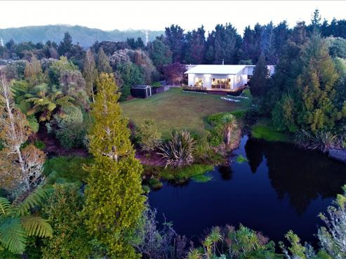 1 Lakeside Terrace, Cape Foulwind