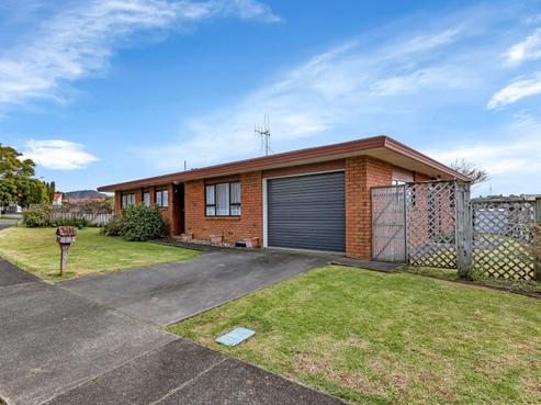 1 Elm Place, Tikipunga
