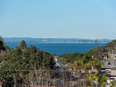 2/53 Seaton Road, Murrays Bay