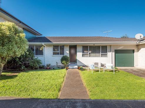 2/35 Kowhatu Road, One Tree Hill