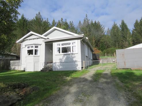 17 Grey Road, Reefton