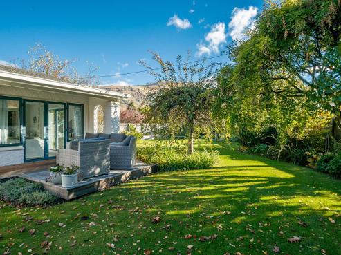 166 Tenby Street, Wanaka
