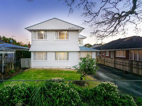 17 Brewster Avenue, Morningside