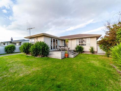 5 Robinson Crescent, Tamatea