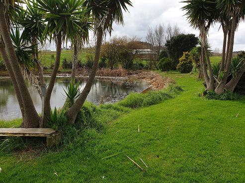 85 Te Pahi River Drive, Paparoa