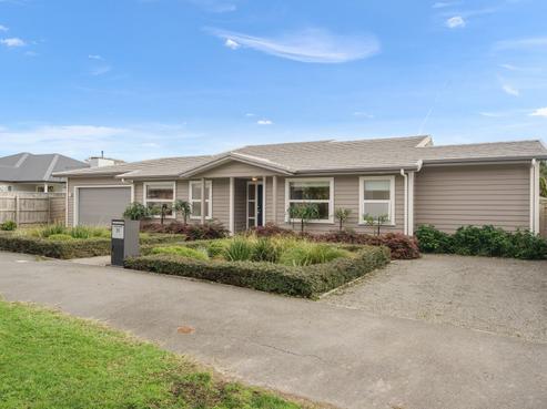 71 Waipunahau Road, Waikanae
