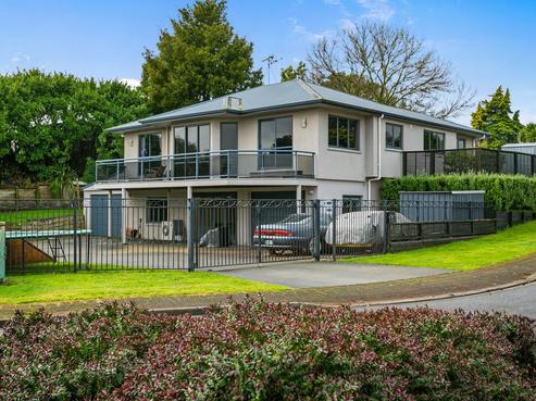 2 Knox Place, Leamington