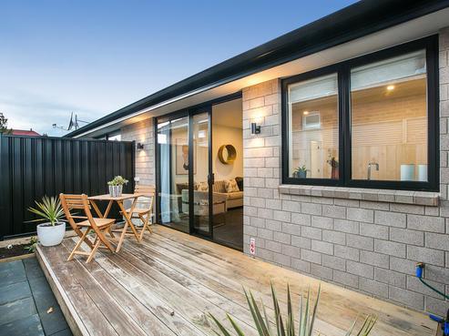 2/21 Irvine Street, Mosgiel