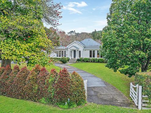 750 North Road, Clevedon