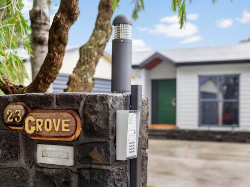 23 Grove Road, Papakura