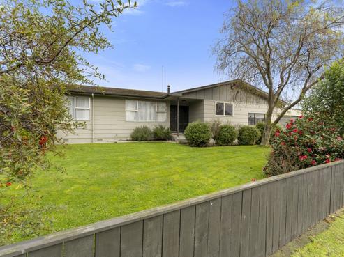 1 Kimberley Grove, Westbrook