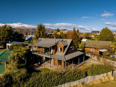 4 Parry Crescent, Lake Hawea