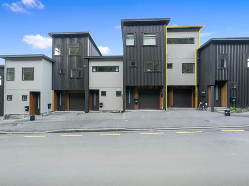 165 Grant Road, Thorndon