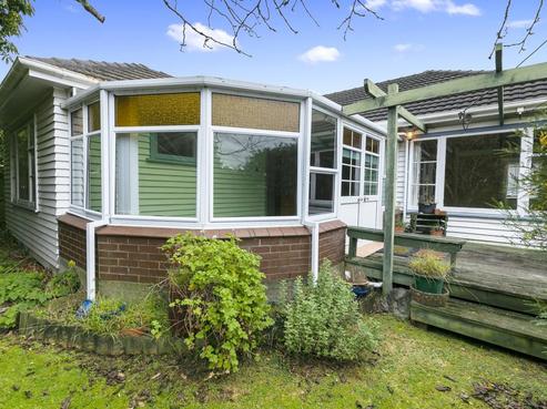 15 Bull Avenue, Wainuiomata