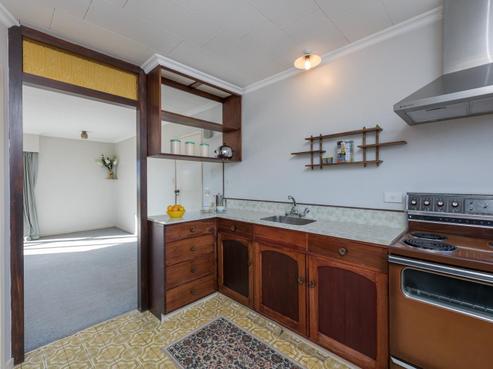 7B Jellicoe Avenue, Stoke