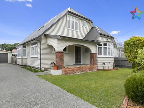 1 Moa Street, Alicetown