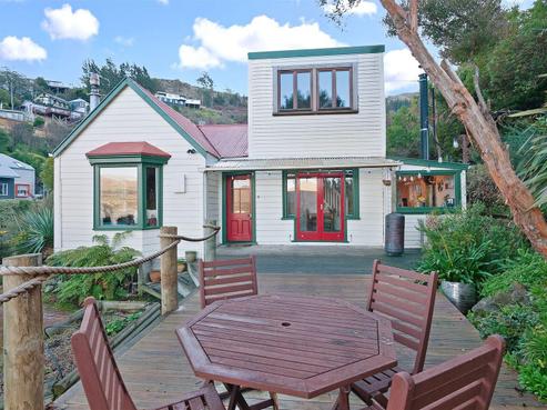 20 Hawkhurst Road, Lyttelton