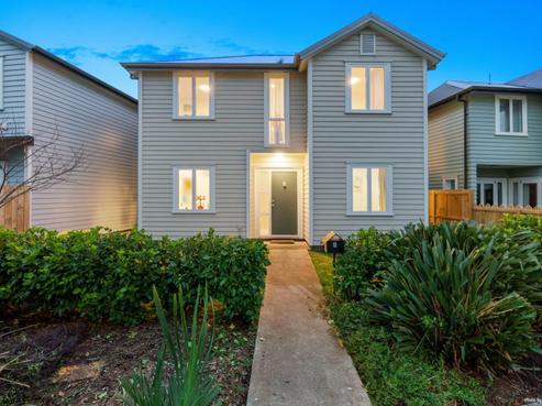 8 Bellbird Street, Papakura