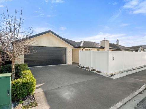 221 Cavendish Road, Casebrook