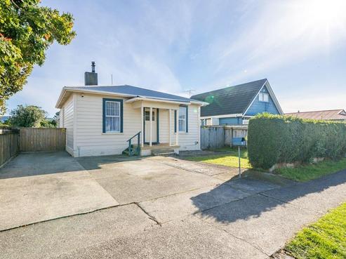 25 Awamutu Grove, Waiwhetu
