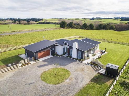 23 Managhs Road, Halcombe