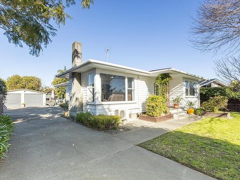 221 Westminster Avenue, Tamatea