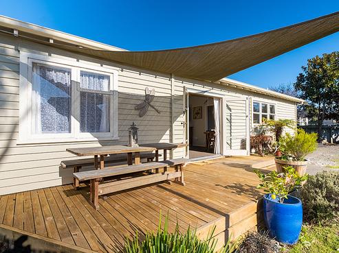 903A Outram Road, Akina