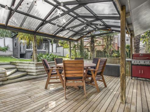 2/18 Parkview Place, Pakuranga