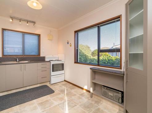 12B Queens Drive, Saint Kilda