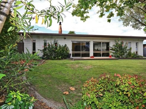 369 Westminster Avenue, Tamatea
