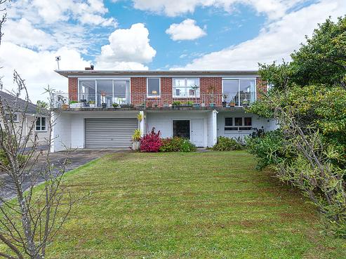14 Montmere Avenue, Te Atatu Peninsula