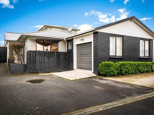 10 Whitley Avenue, Ebdentown