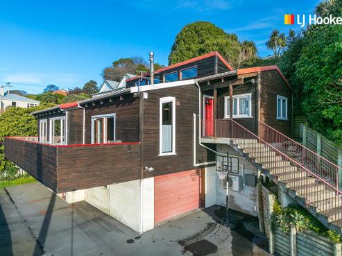 13 Crosby Street, Mornington