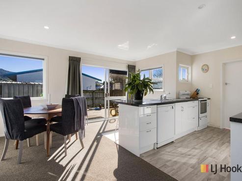 9 Mackay Street, Waihi