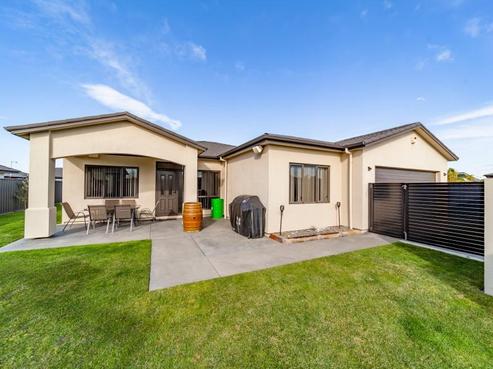 14 Portland Place, Poraiti