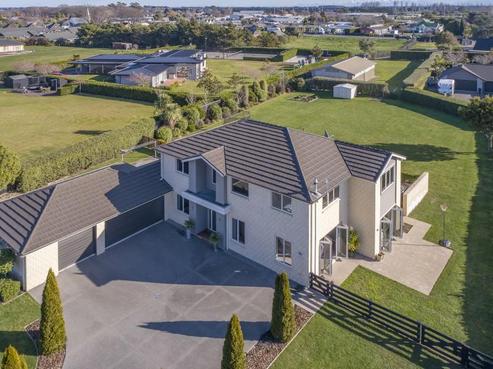 30 Liffeyfields Drive, Lincoln