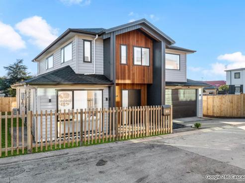 19 Huaota Place, Botany Downs