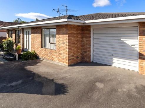 2/245 Nayland Road, Stoke
