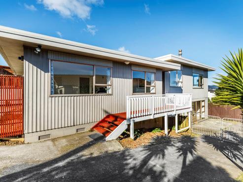 2 Chamberlain Road, Massey