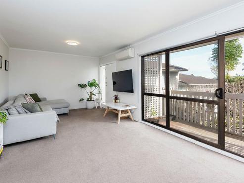 2/35 Patons Road, Howick