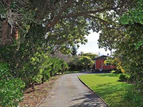 27 Puketapu Road, Taradale