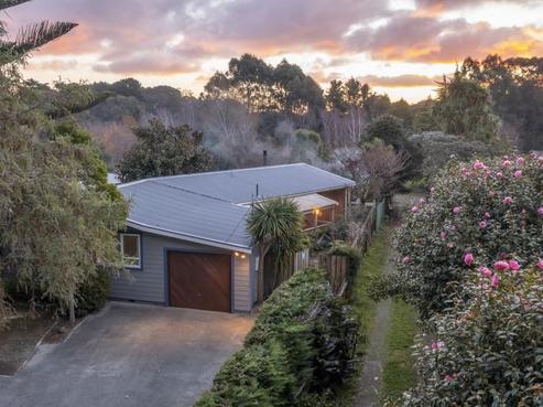 216 Main Road South, Raumati South