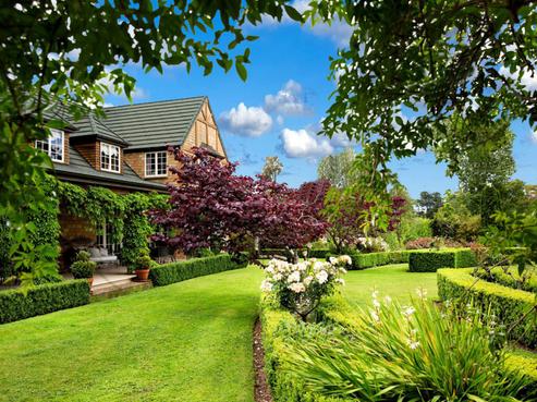 346 Clifton Road, Whitford