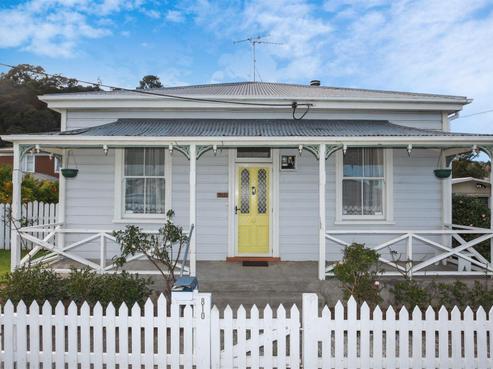 810 Queen Street, Thames