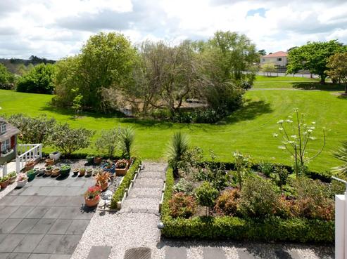 1 English Oak Drive, Schnapper Rock