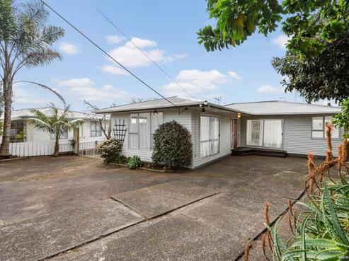 13 Marewa Street, Te Atatu South