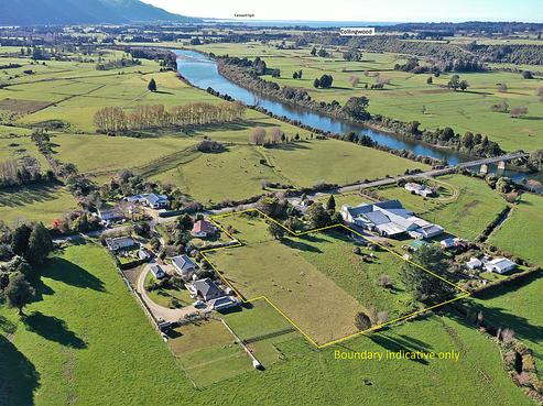 875 Collingwood-bainham Main Road, Collingwood